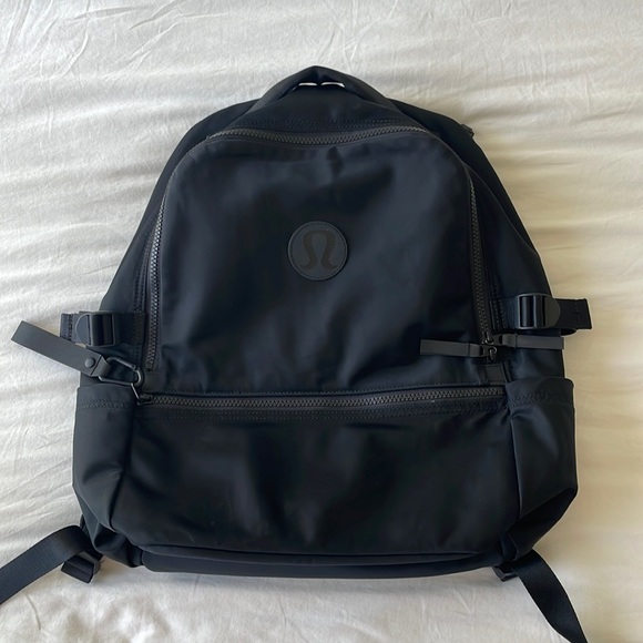 lululemon athletica Bags Lululemon New Crew Backpack Black 22l